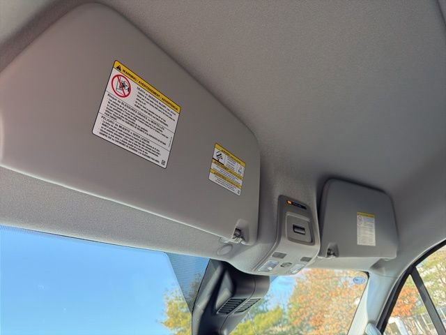 New 2026 Ford Transit 250 148 Medium Roof w/ Load Area Protection Package image 9