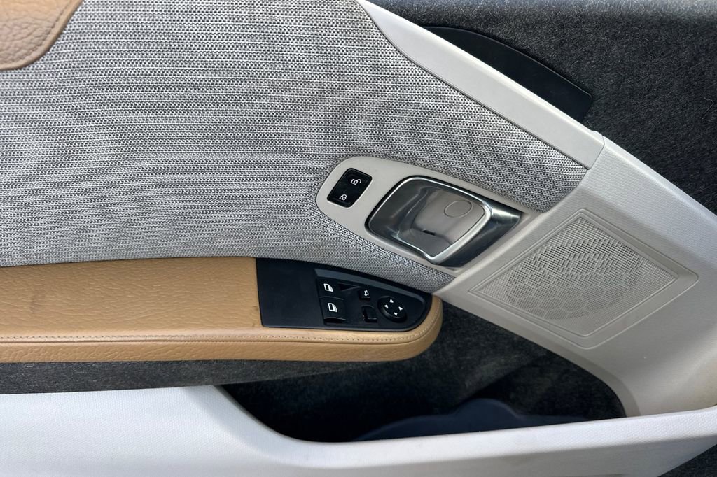 Used 2016 BMW i3 w/ Range Extender image 10