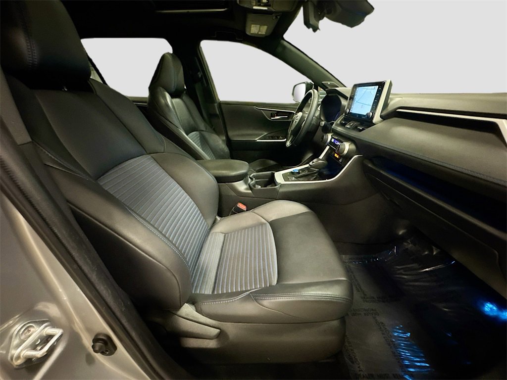 Used 2021 Toyota RAV4 XSE image 28