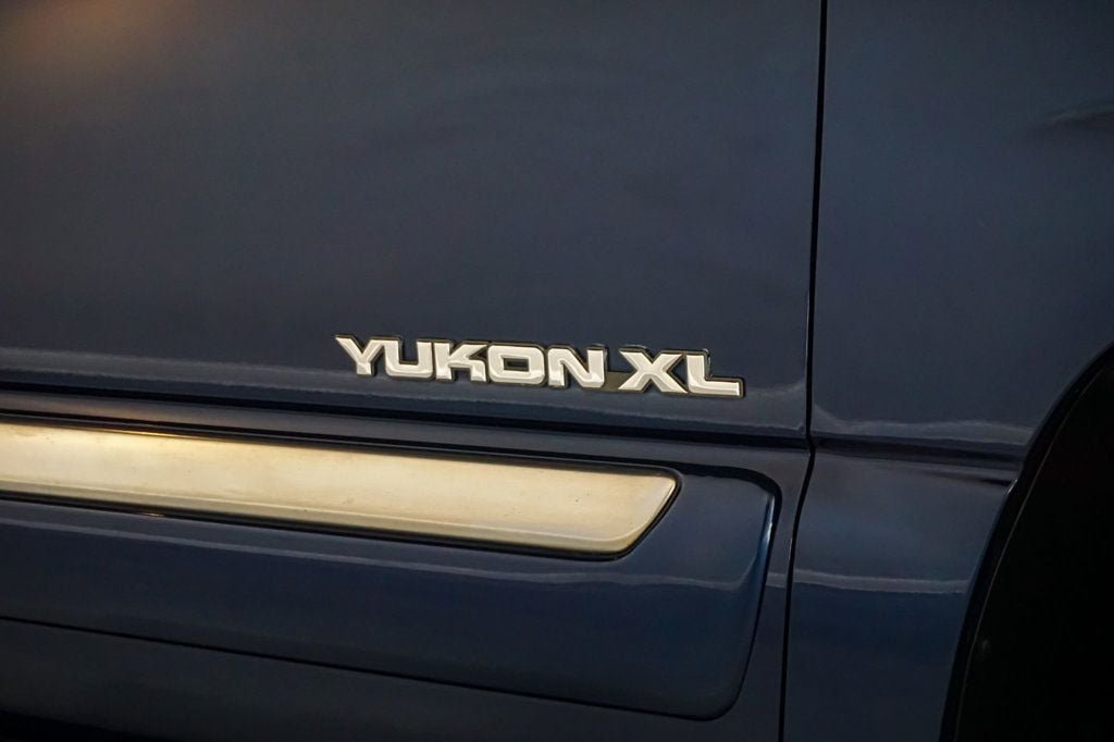 Used 2001 GMC Yukon XL 4WD image 55