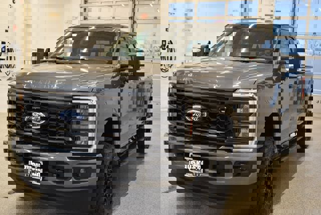 Used 2025 Ford F250 XL w/ STX Appearance Package image 9