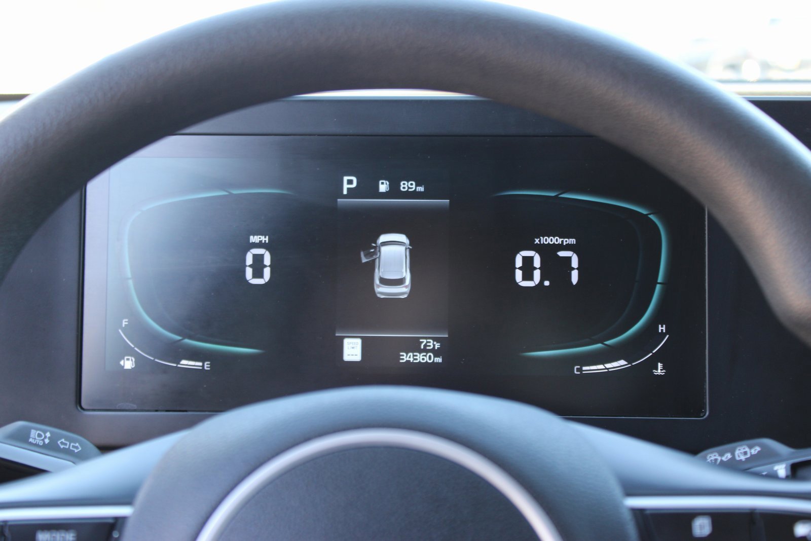 Used 2025 Kia Sportage LX image 17