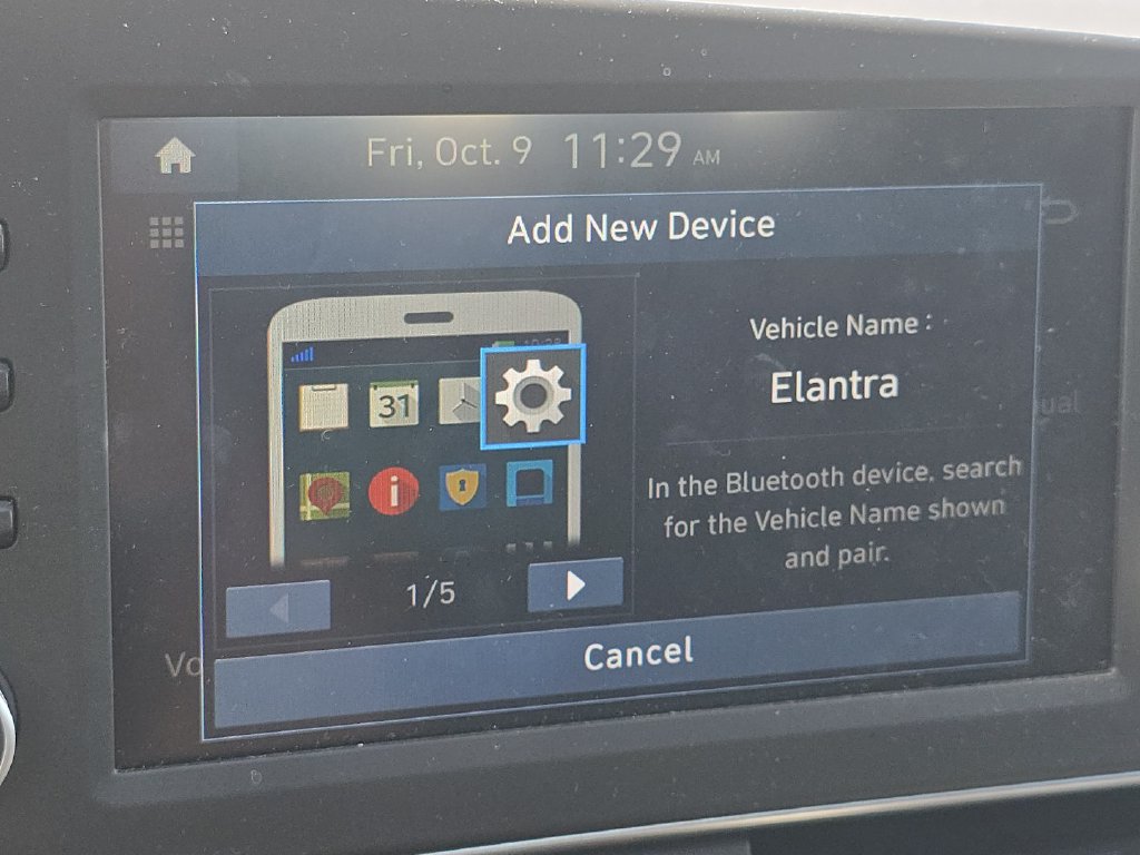 Used 2021 Hyundai Elantra SE w/ Preferred Accessory Package FWD image 5