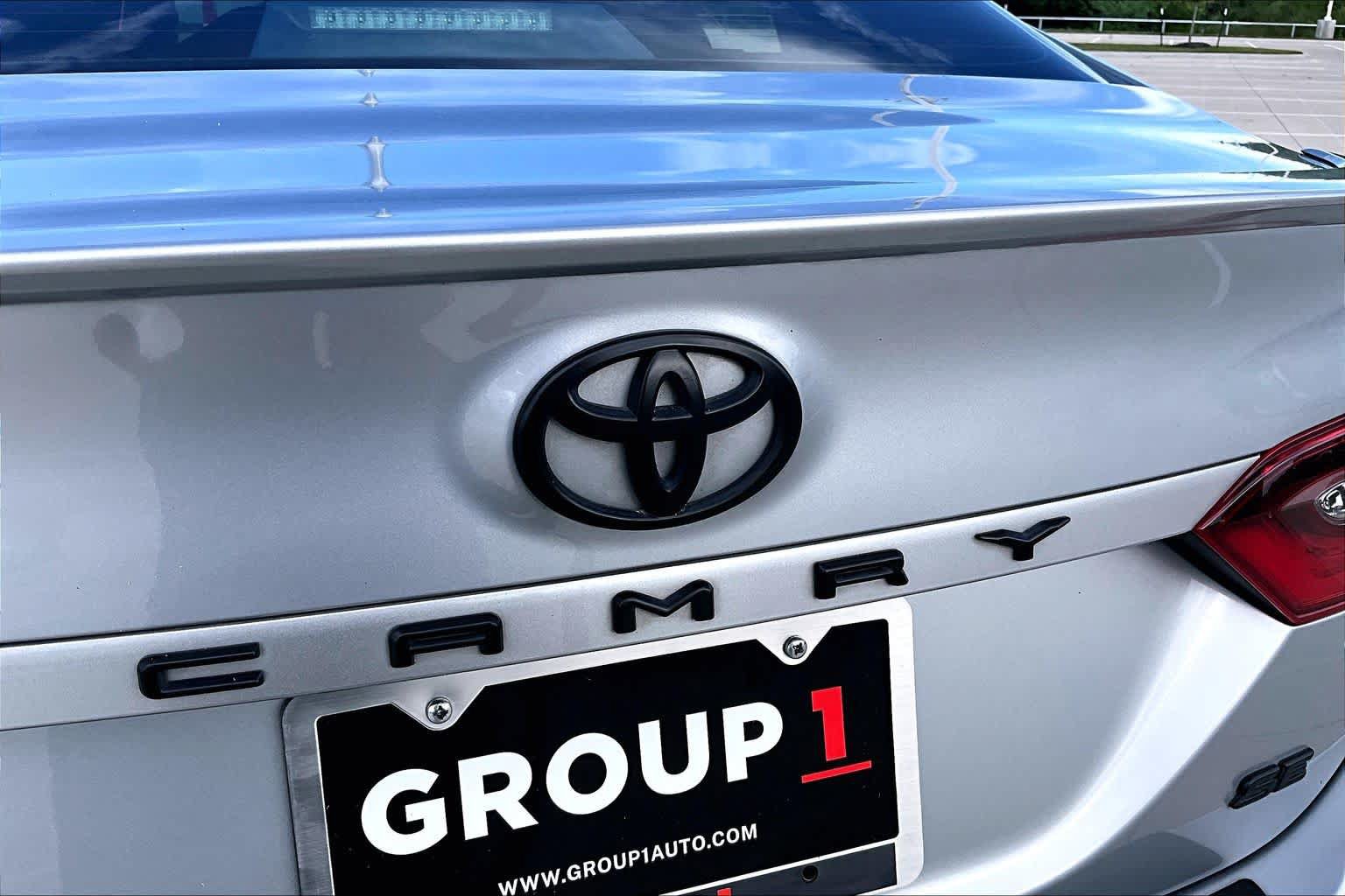 Used 2024 Toyota Camry SE FWD image 10