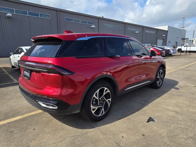 Used 2025 Lincoln Nautilus Premier w/ Equipment Group 102A image 5