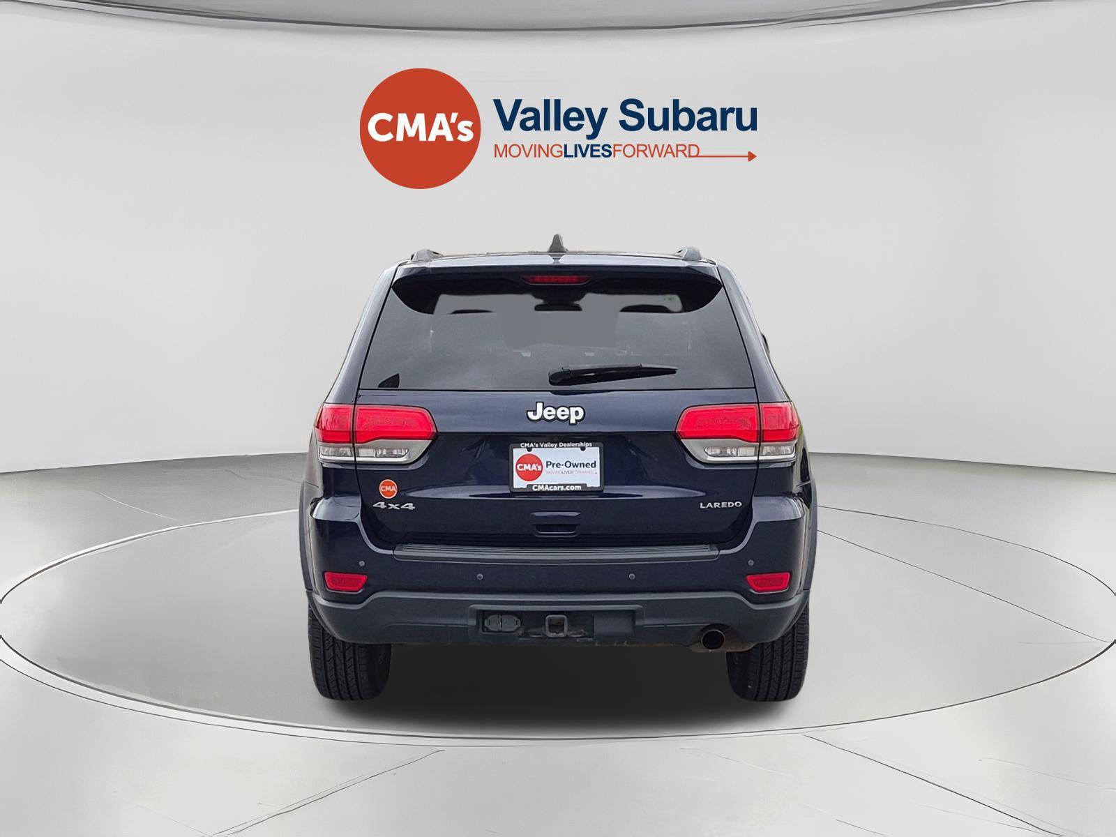 Used 2017 Jeep Grand Cherokee Laredo w/ Quick Order Package 23E AWD/4WD image 4