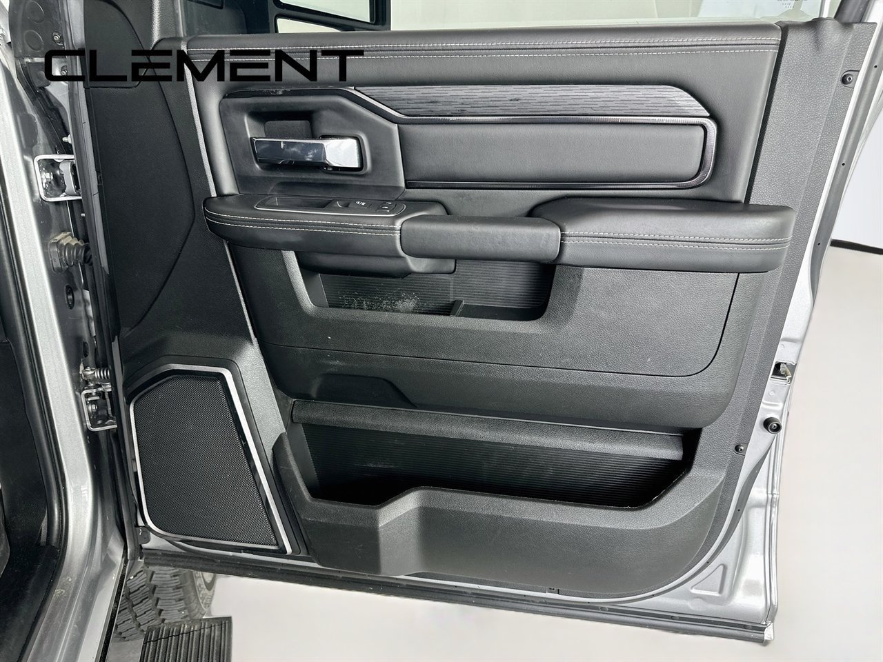Used 2024 RAM 2500 Rebel w/ Level 2 Equipment Group AWD/4WD image 35