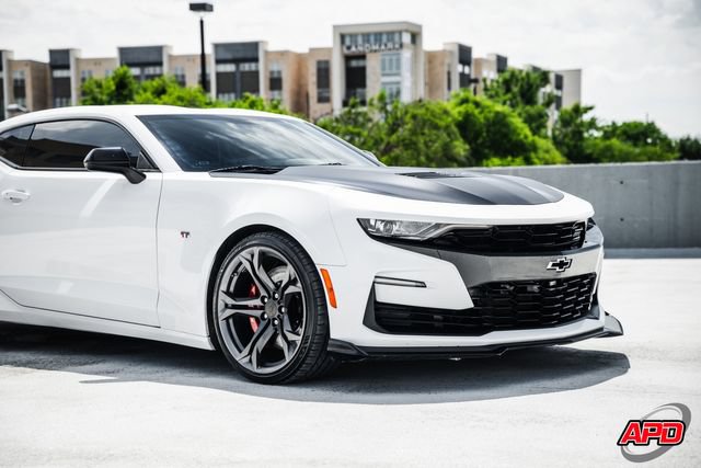 Used 2019 Chevrolet Camaro SS RWD image 46