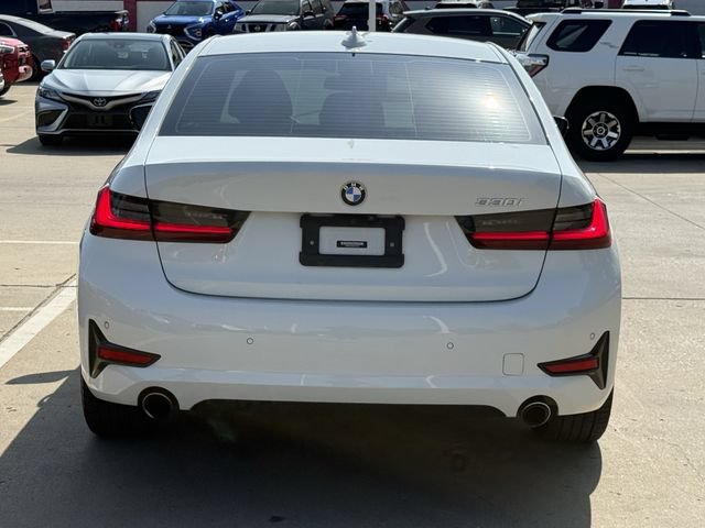 Used 2022 BMW 330i Sedan w/ Convenience Package RWD image 5