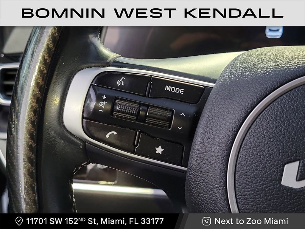 Used 2024 Kia Sportage EX image 14