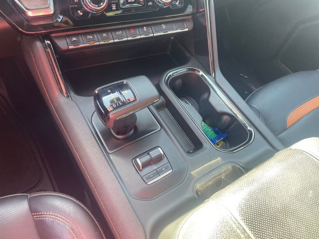 Used 2024 GMC Sierra 1500 AT4 w/ AT4 Premium Package image 19