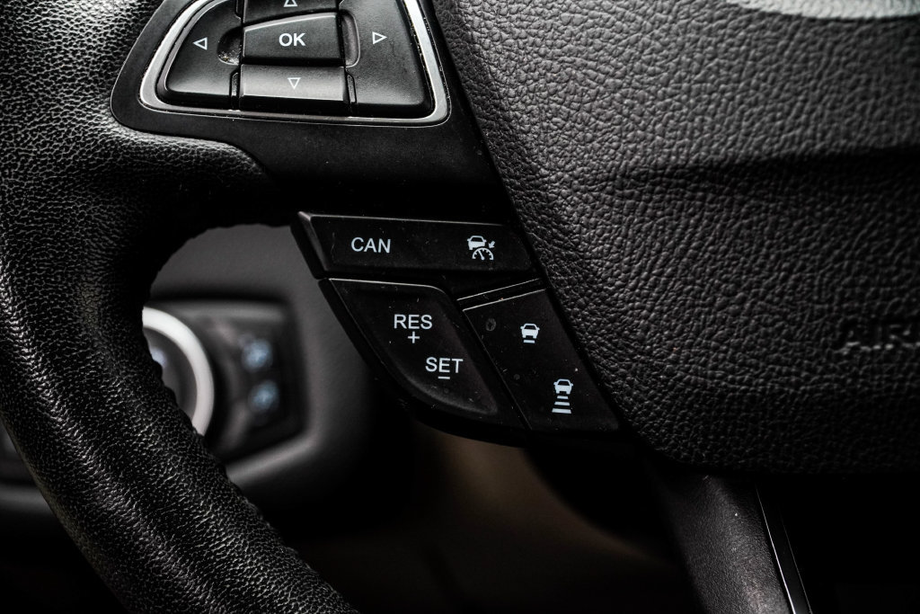 Used 2019 Ford Escape Titanium FWD image 34