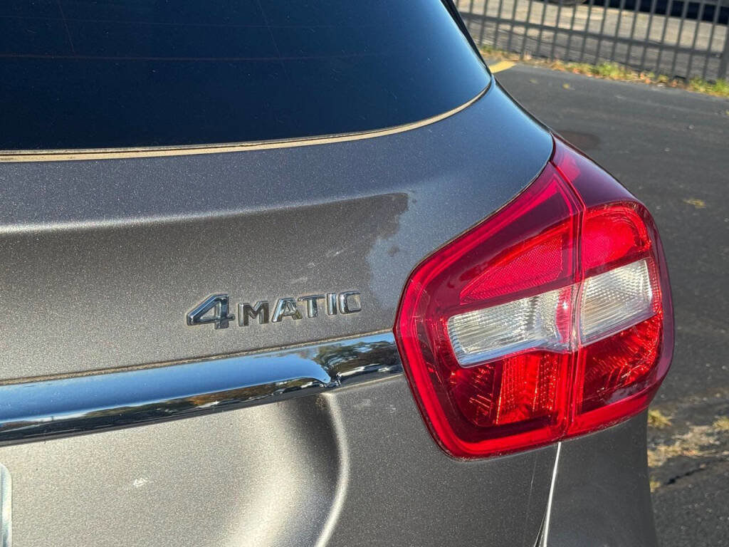 Used 2018 Mercedes-Benz GLA 250 4MATIC image 31