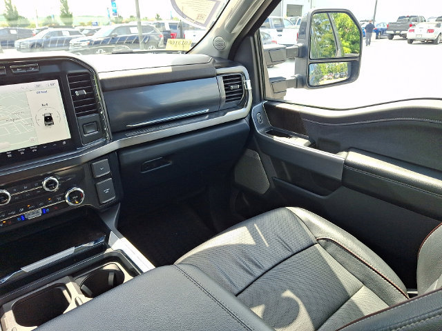 Used 2023 Ford F250 Lariat w/ Lariat Ultimate Package AWD/4WD image 23