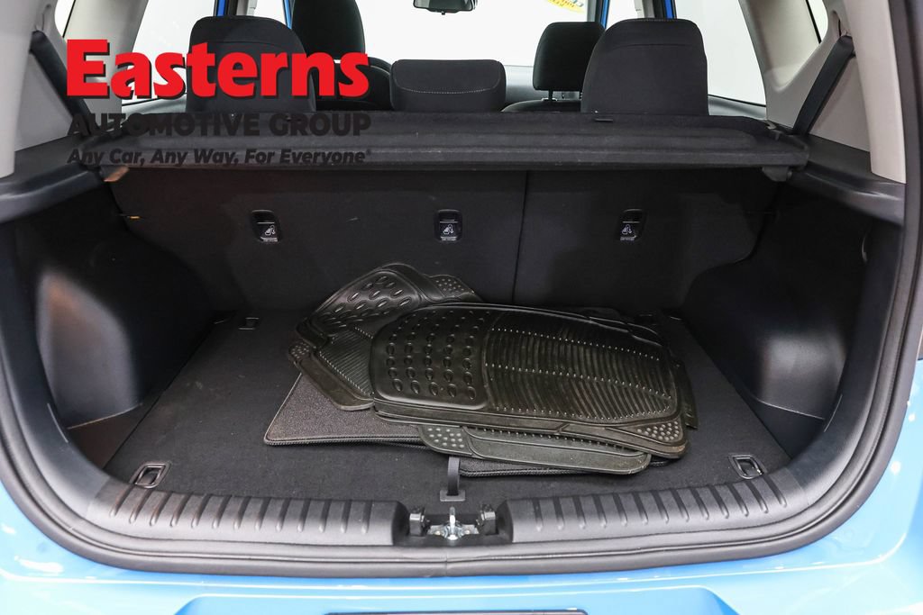 Used 2023 Kia Soul EX FWD image 9