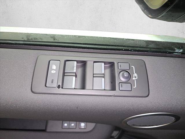 New 2026 Land Rover Discovery S AWD/4WD image 27