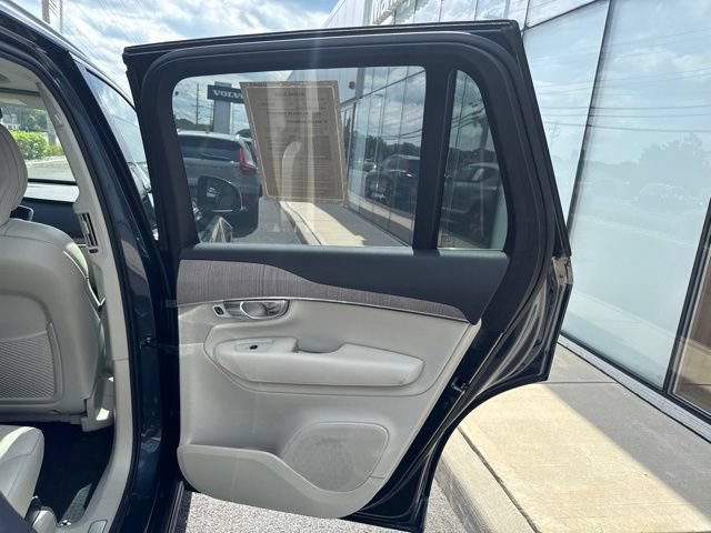 Certified 2023 Volvo XC90 B6 Plus w/ Protection Package AWD/4WD image 12
