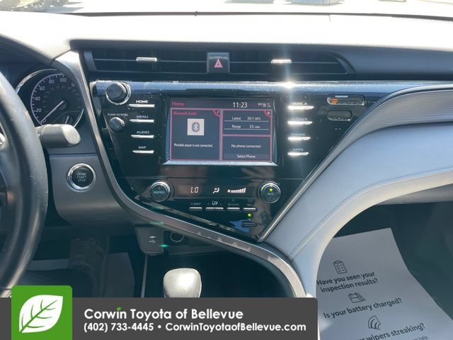 Used 2019 Toyota Camry SE w/ Convenience Package FWD image 11