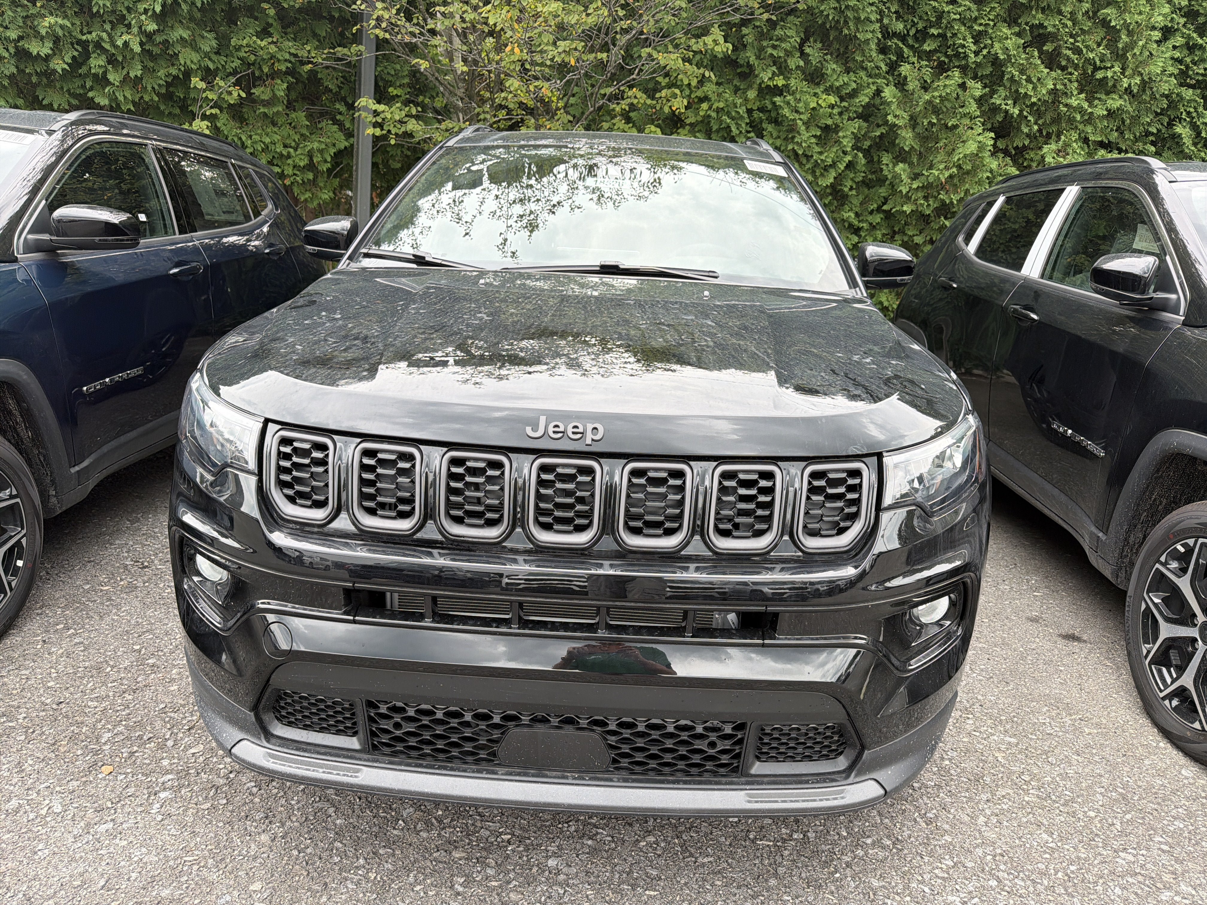New 2026 Jeep Compass Limited w/ Sun, Sound & Navigation Group AWD/4WD image 3