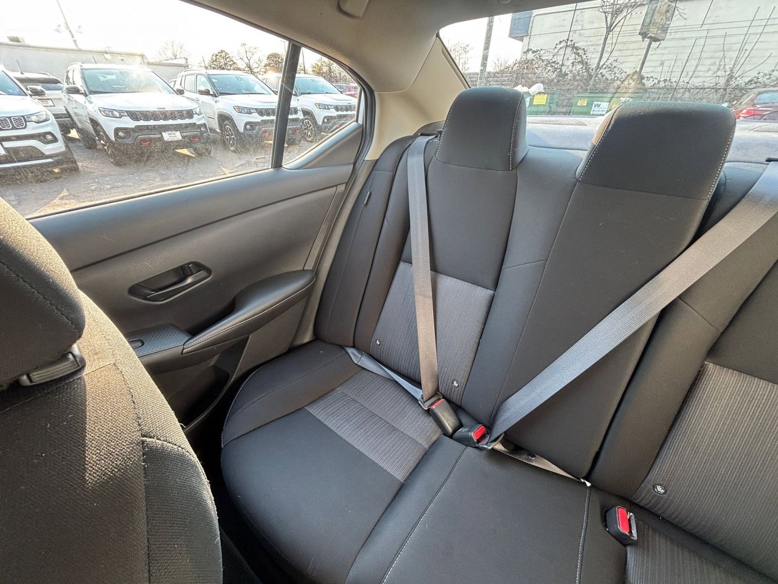 Used 2024 Nissan Sentra SV FWD image 39