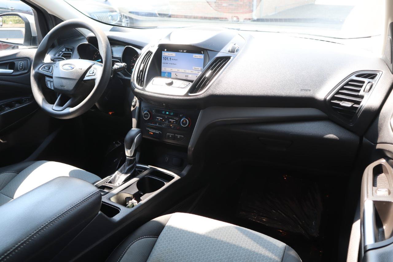 Used 2019 Ford Escape SE FWD image 11