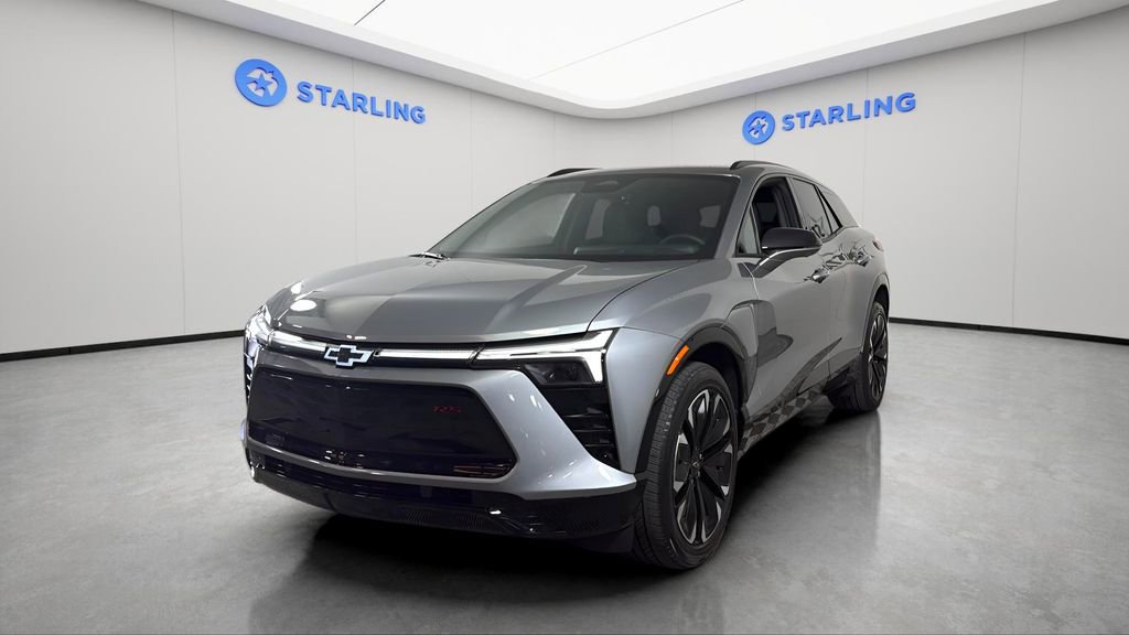 Used 2025 Chevrolet Blazer EV RS AWD/4WD image 16