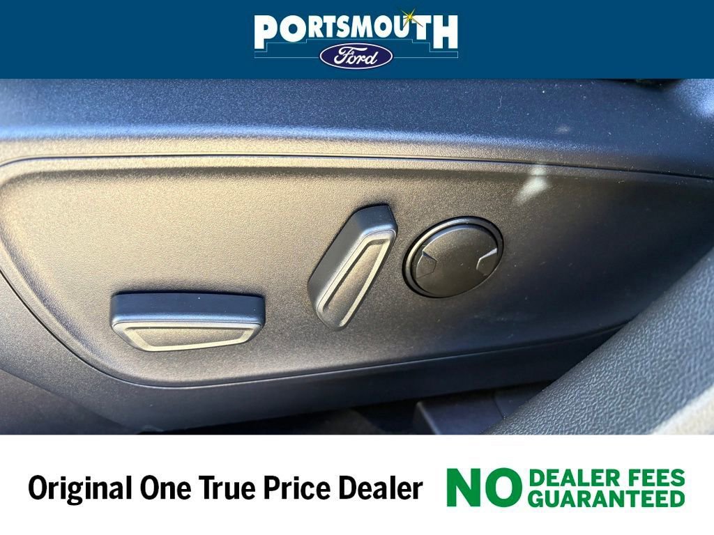 New 2026 Ford Escape ST-Line w/ Tech Pack #1 AWD/4WD image 30