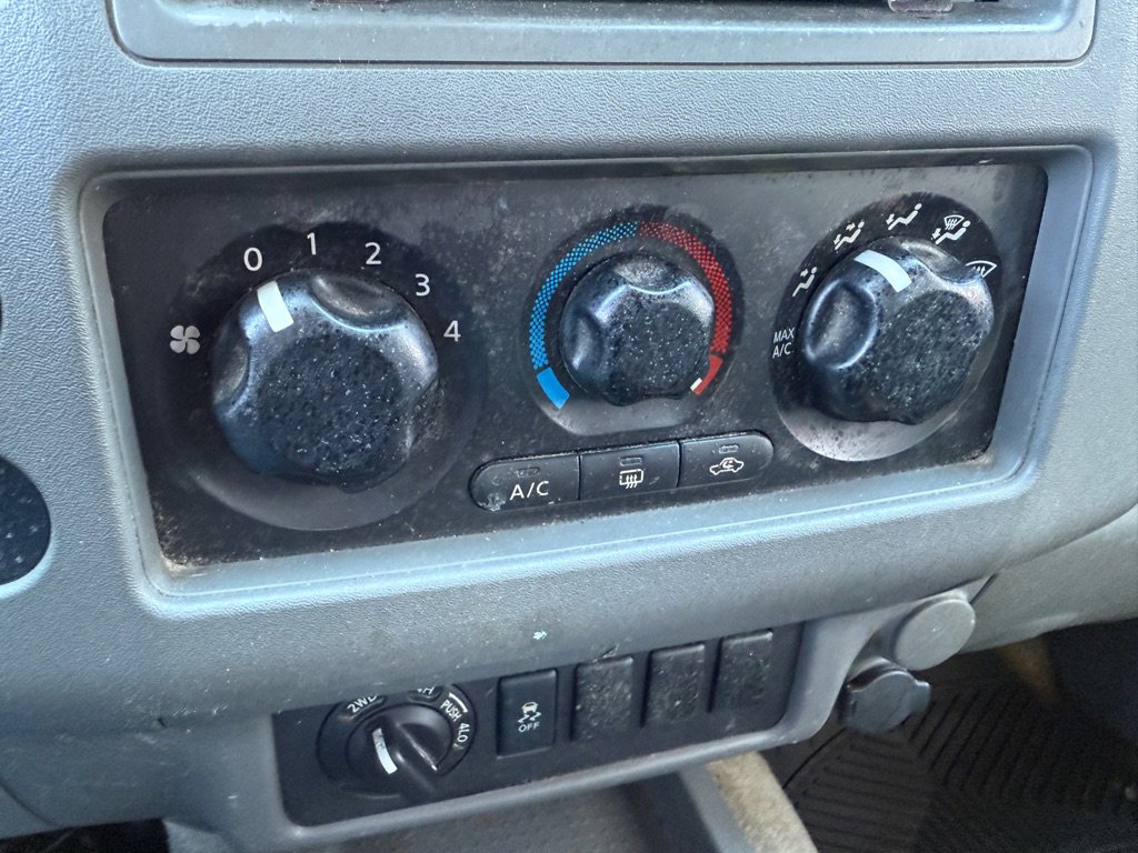Used 2012 Nissan Frontier S AWD/4WD image 15