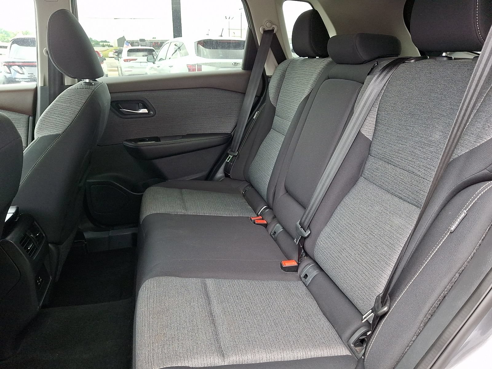 Used 2021 Nissan Rogue SV AWD/4WD image 11