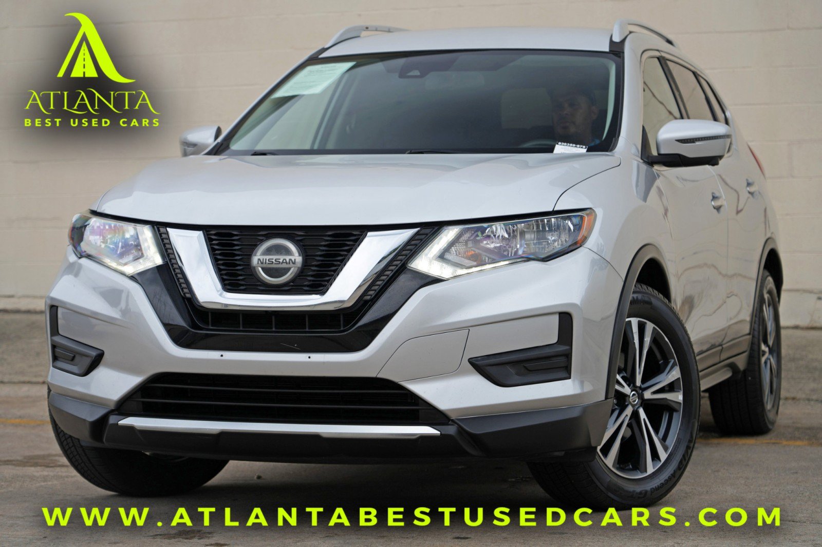 Used 2019 Nissan Rogue SV w/ Premium Package AWD/4WD image 1