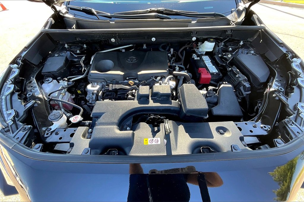 Used 2024 Toyota RAV4 Adventure image 9