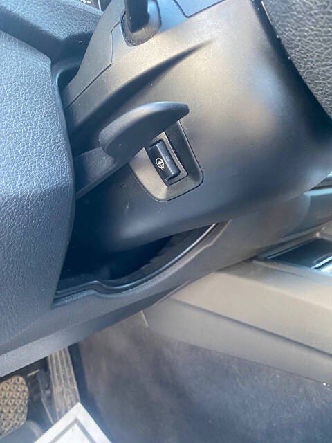 Used 2015 BMW 328i xDrive Sedan AWD/4WD image 31