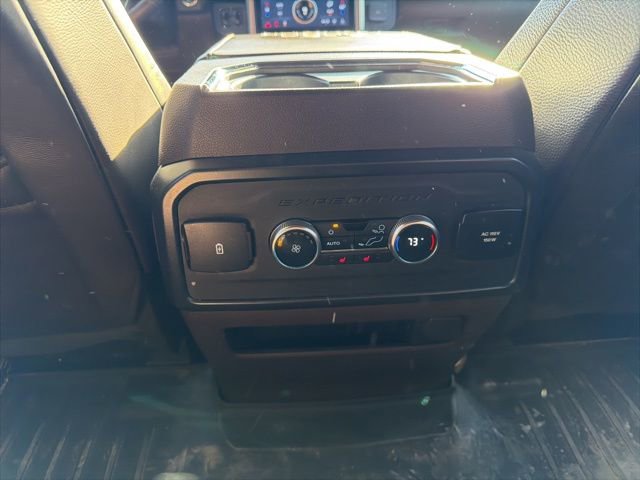 Used 2024 Ford Expedition Max King Ranch image 15