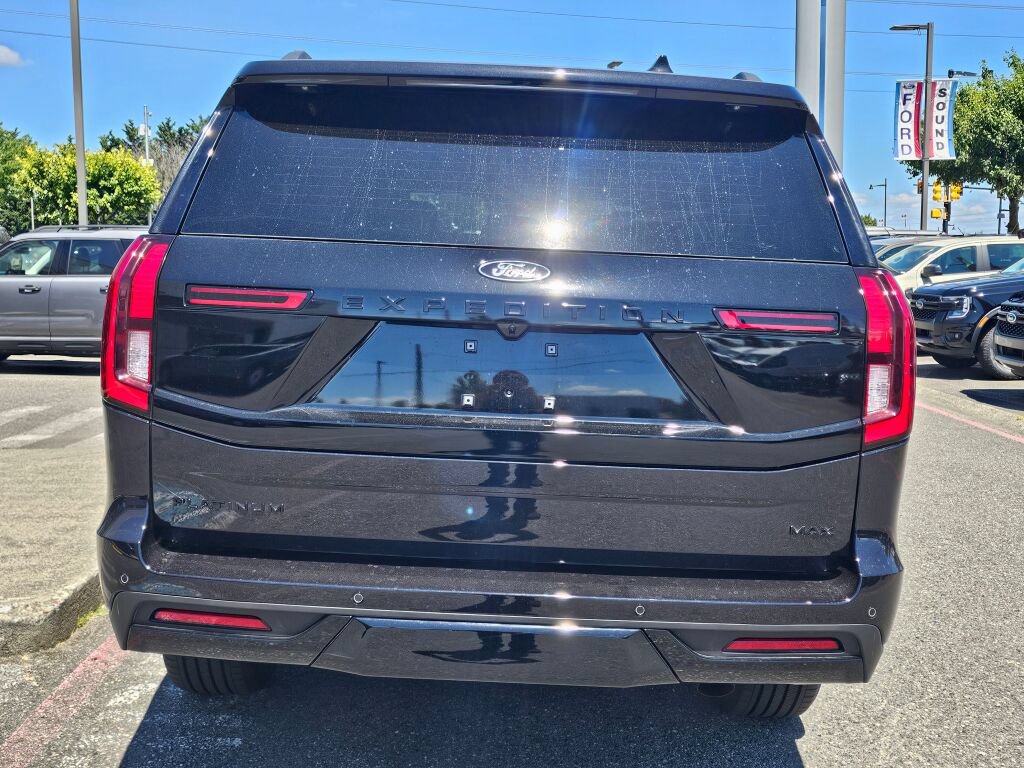 New 2026 Ford Expedition Max Platinum w/ Stealth Performance Package AWD/4WD image 4