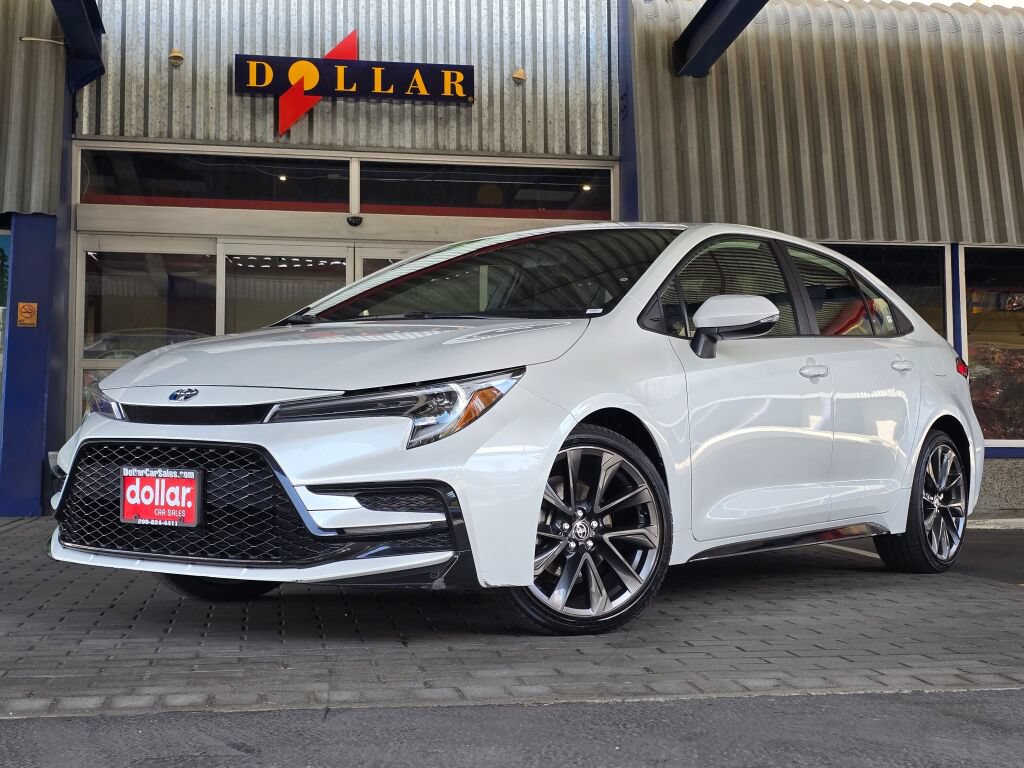 Used 2024 Toyota Corolla SE w/ SE Package
