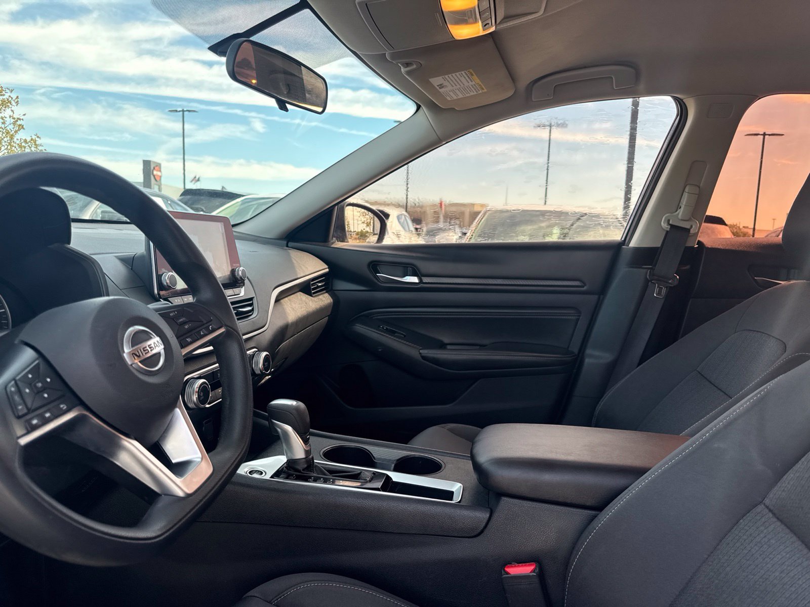Used 2019 Nissan Altima 2.5 S FWD image 9