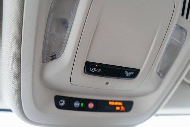 Used 2023 Buick Envision Preferred image 34