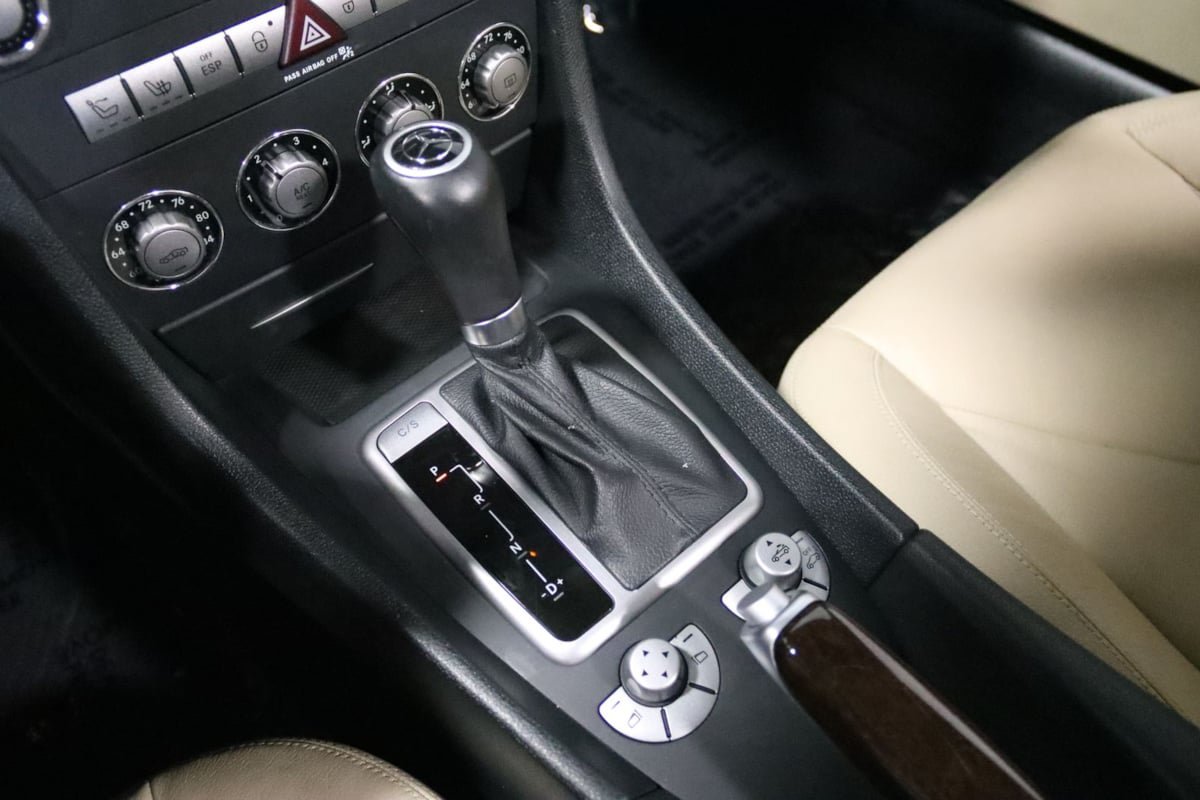 Used 2008 Mercedes-Benz SLK 350 image 44