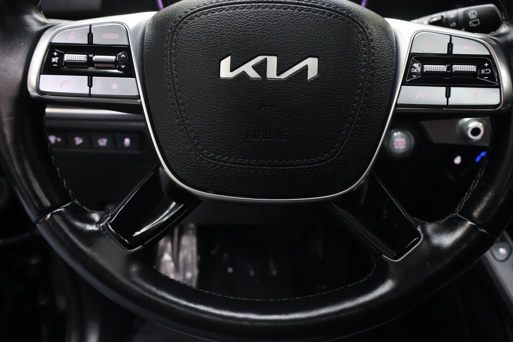Used 2024 Kia Telluride EX image 19
