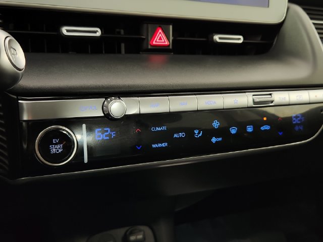 Certified 2024 Hyundai Ioniq 5 SEL AWD/4WD image 29