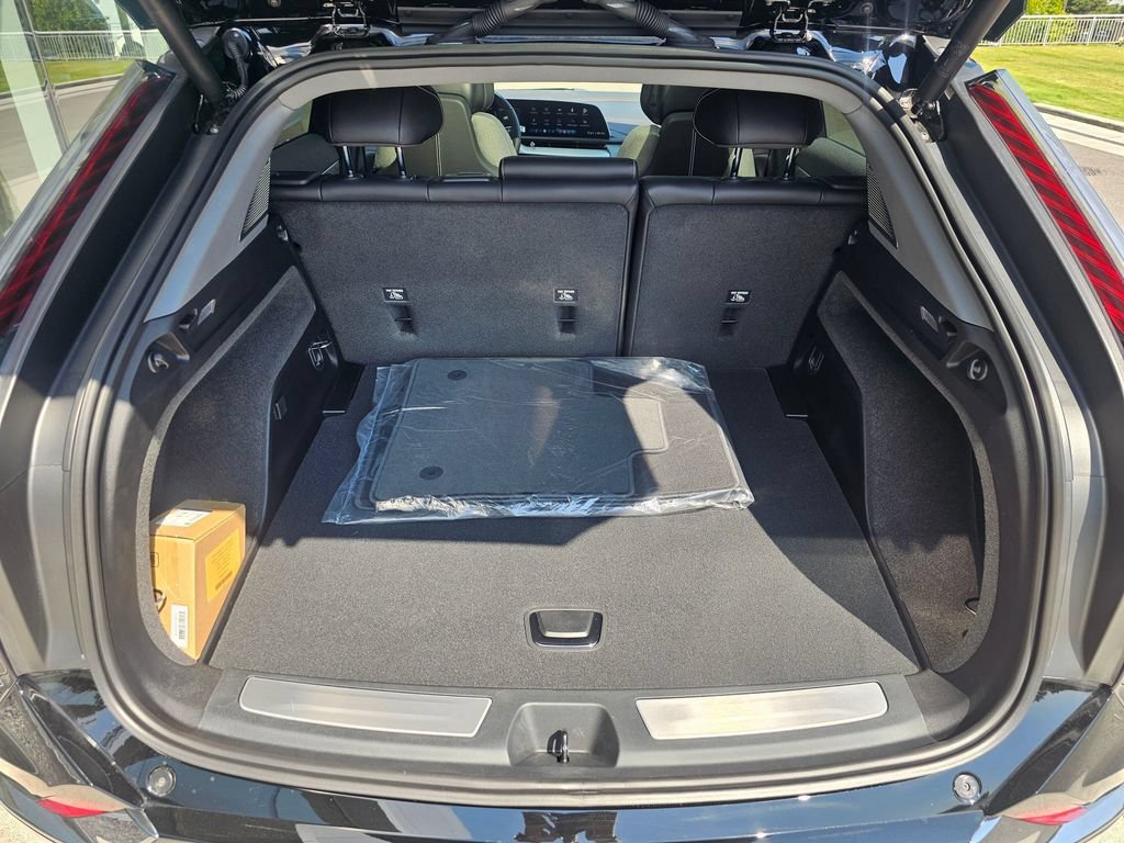 New 2026 Cadillac Optiq Sport 1 AWD/4WD image 13