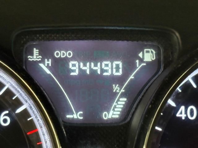 Used 2018 Nissan Versa SV FWD image 15