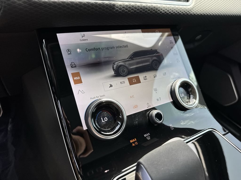 Used 2022 Land Rover Range Rover Velar R-Dynamic S AWD/4WD image 51