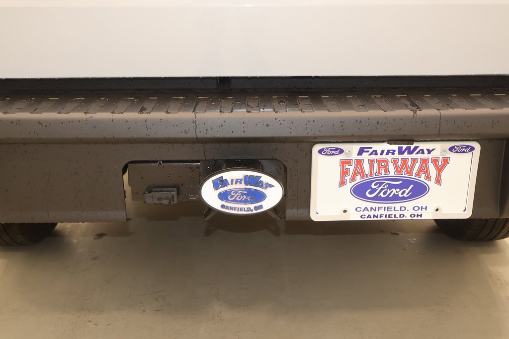 New 2025 Ford Maverick XL image 24