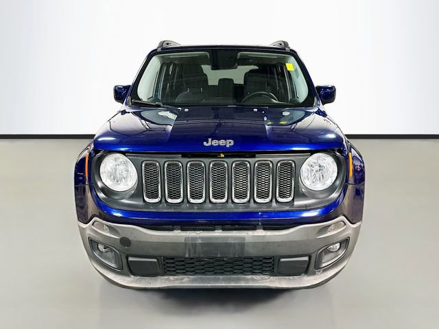 Used 2017 Jeep Renegade Latitude image 4