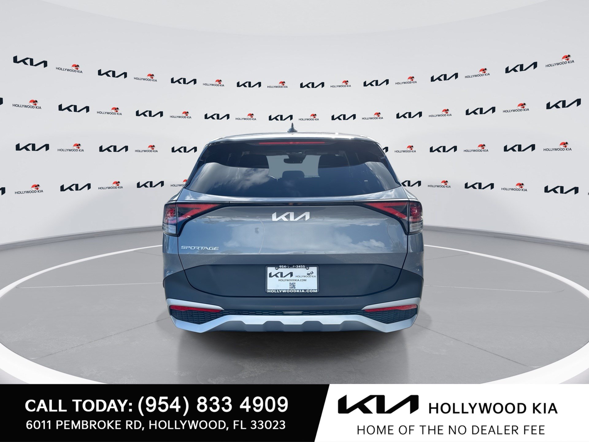 Used 2025 Kia Sportage LX FWD image 7