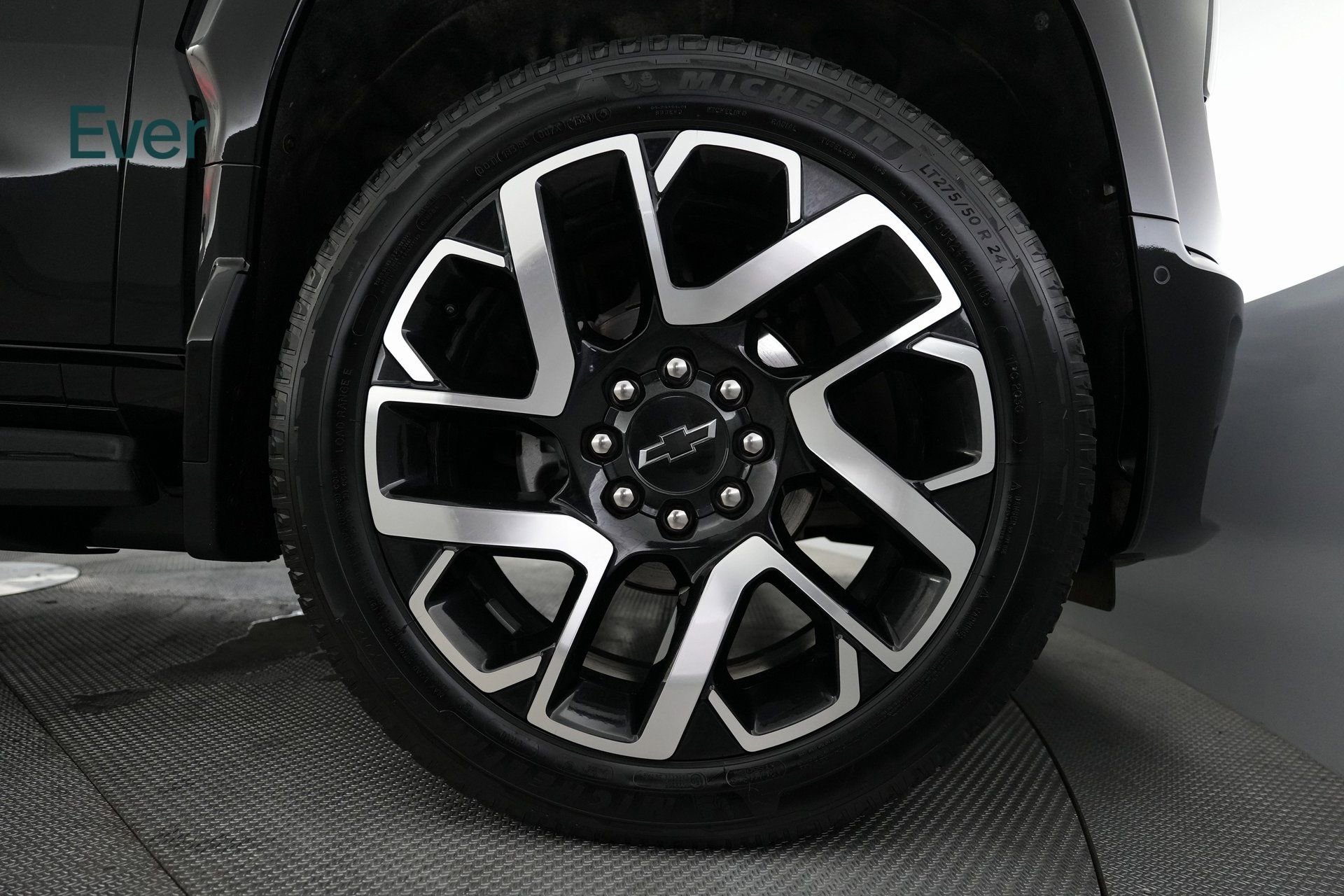 Used 2024 Chevrolet Silverado EV RST image 14