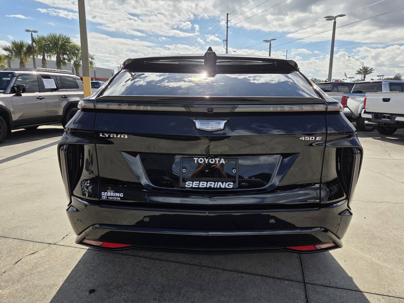 Used 2024 Cadillac Lyriq Sport image 8