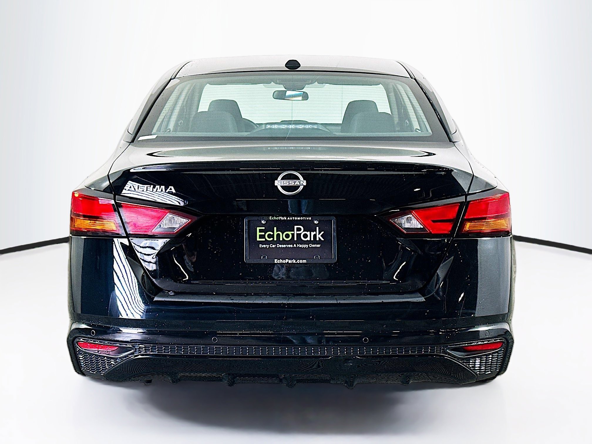 Used 2025 Nissan Altima 2.5 SV image 7