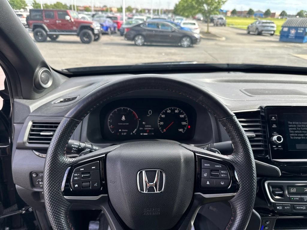 Certified 2024 Honda Ridgeline Black Edition image 11